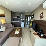 One Bedroom Private Paradiso B 501 Appartamento