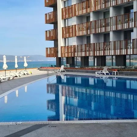 One Bedroom Private Paradiso B 501 Apartman