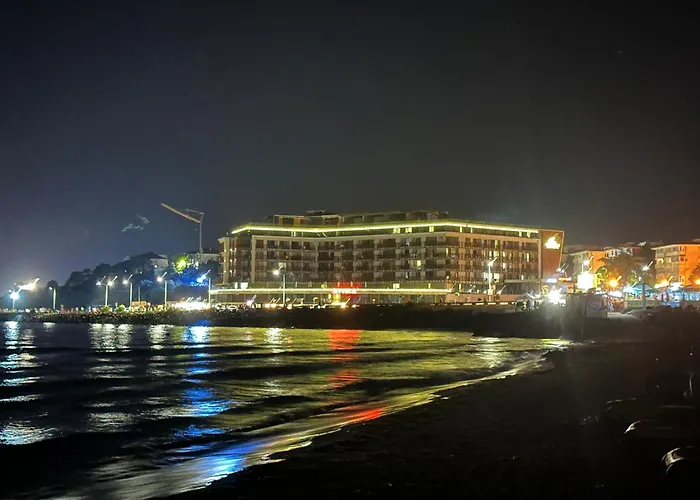 One Bedroom Private Paradiso B 501 Daire